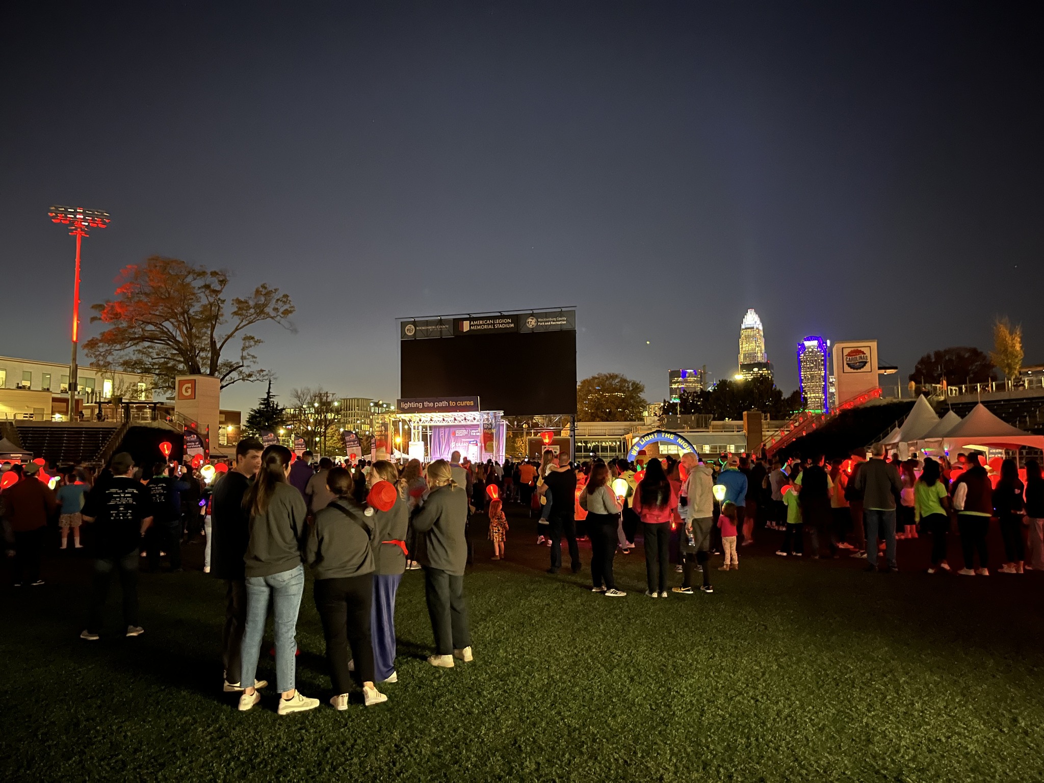 A photograph from the Leukemia & Lymphoma Society (LLS) Light the Night event in Charlotte, North Carolina